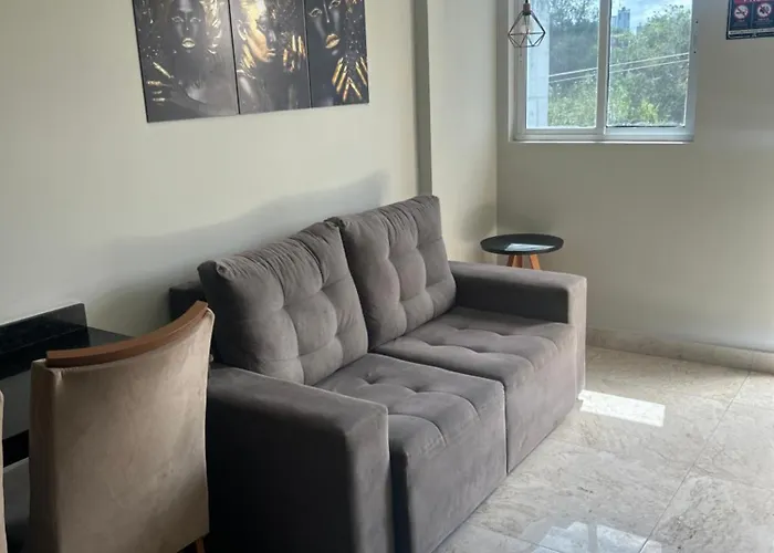 Flat Alto Padrao Com Piscina