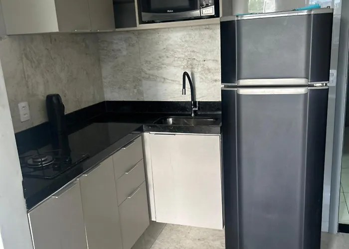 Flat Alto Padrao Com Piscina
