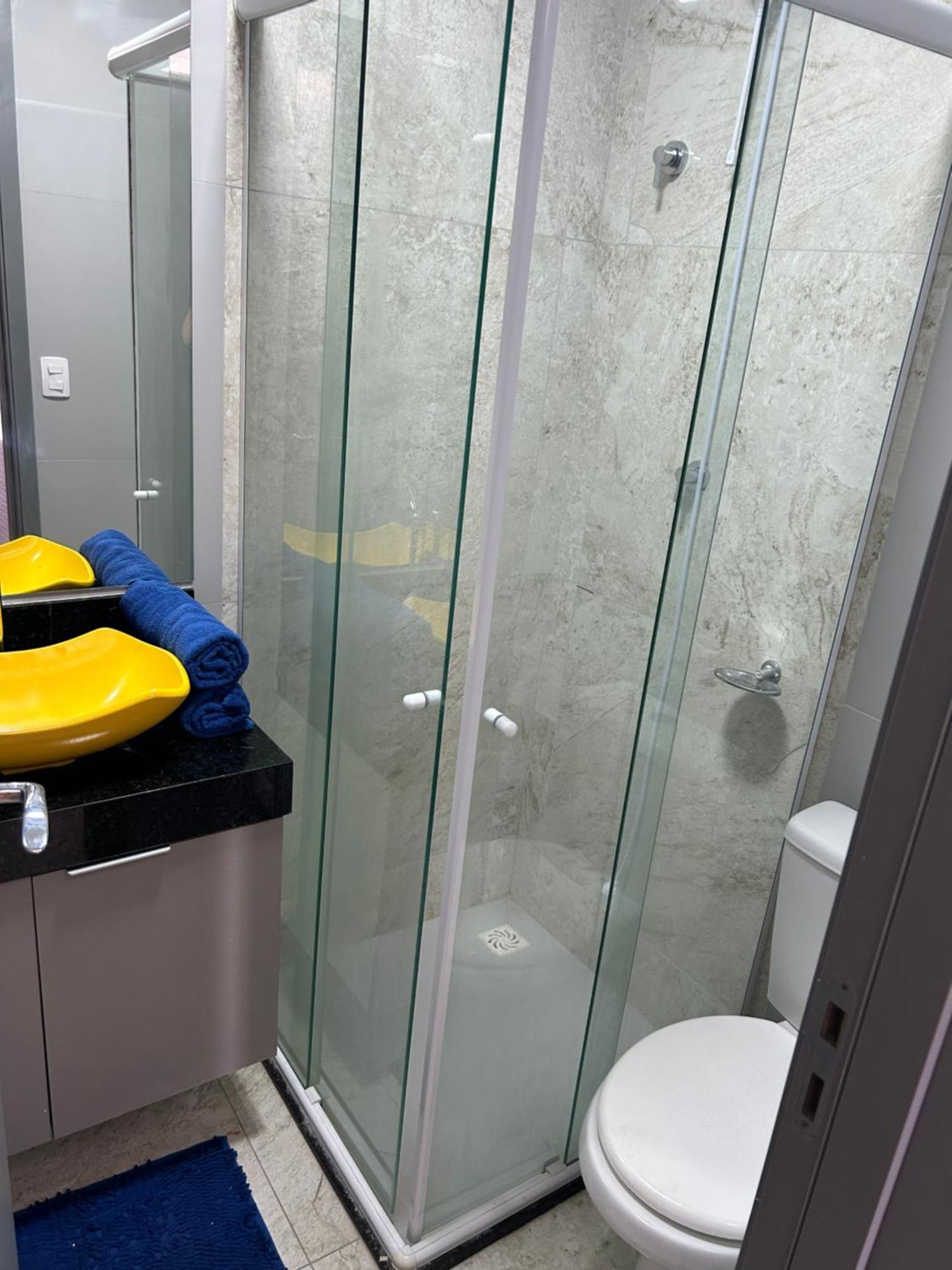 Flat Alto Padrao Com Piscina